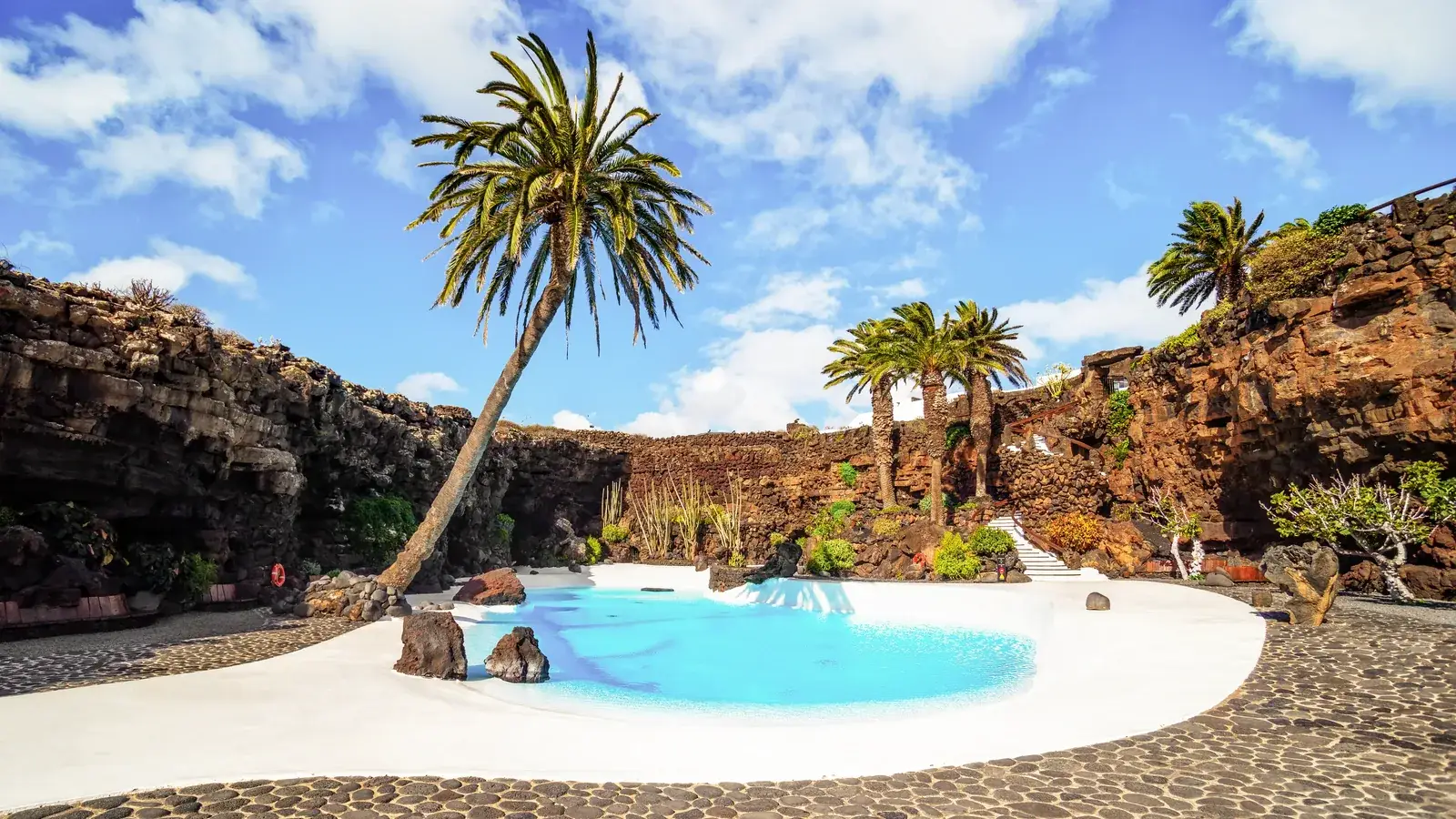 Jameos del Agua, una de las grandes creaciones de César Manrique en el norte de la isla.