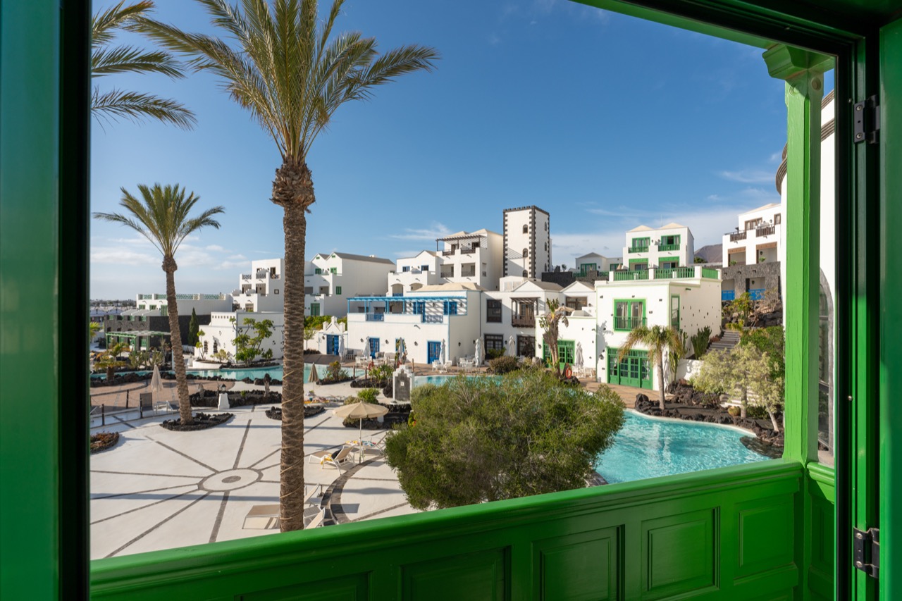 LIVVO Hotel Volcan Lanzarote - Doble vista piscina